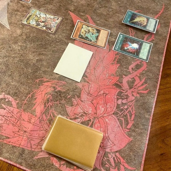 Pvramid Playmat The Crimson Thorn Dragon, Yugioh and MTG - Picture 9 of 12